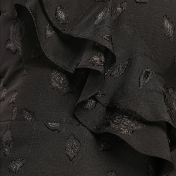 NWT Lulu’s Forever Be Black Floral Jacquard Ruffled Maxi Dress - Picture 3 of 8